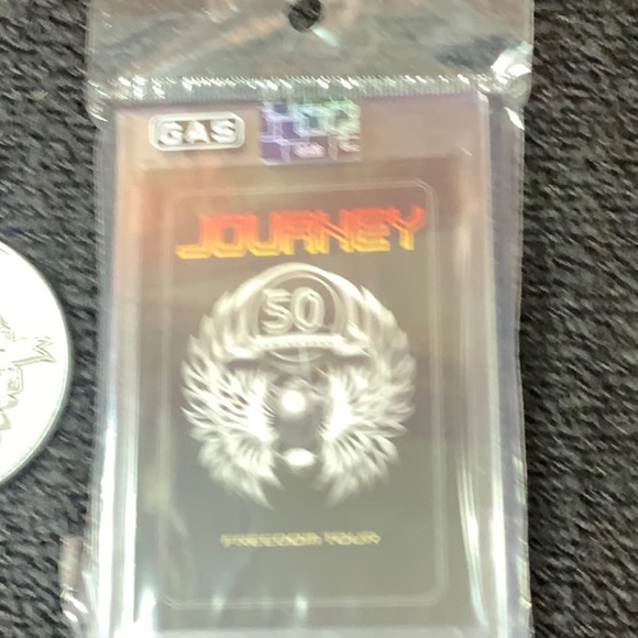 Journey 50th anniversary, freedom tour, VIP fan memorabilia pack. - Picture 7 of 7